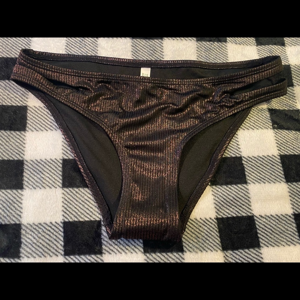 NWT Express Bikini Bottoms size small - Picture 2 of 3